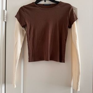 Brandy Melville layered brown and white long sleeve